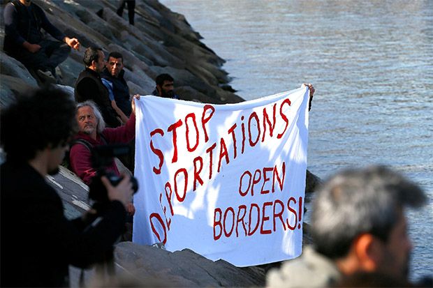 Protesting Deportations