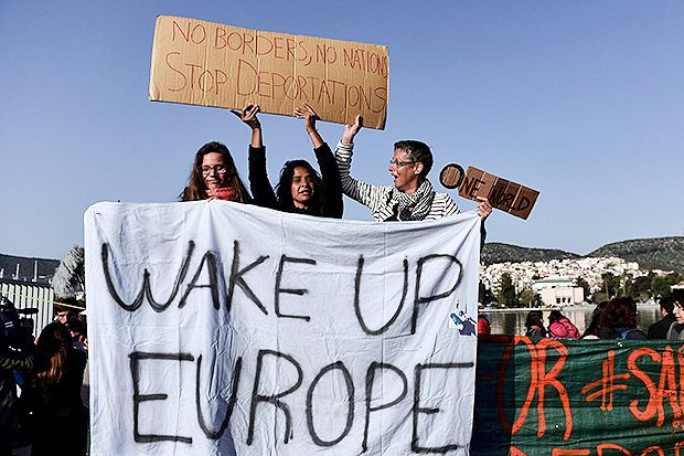 Waking Up Europe