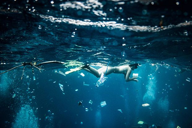 5 Shocking Photos of What It’s Like to Swim in Ocean Plastic Pollution